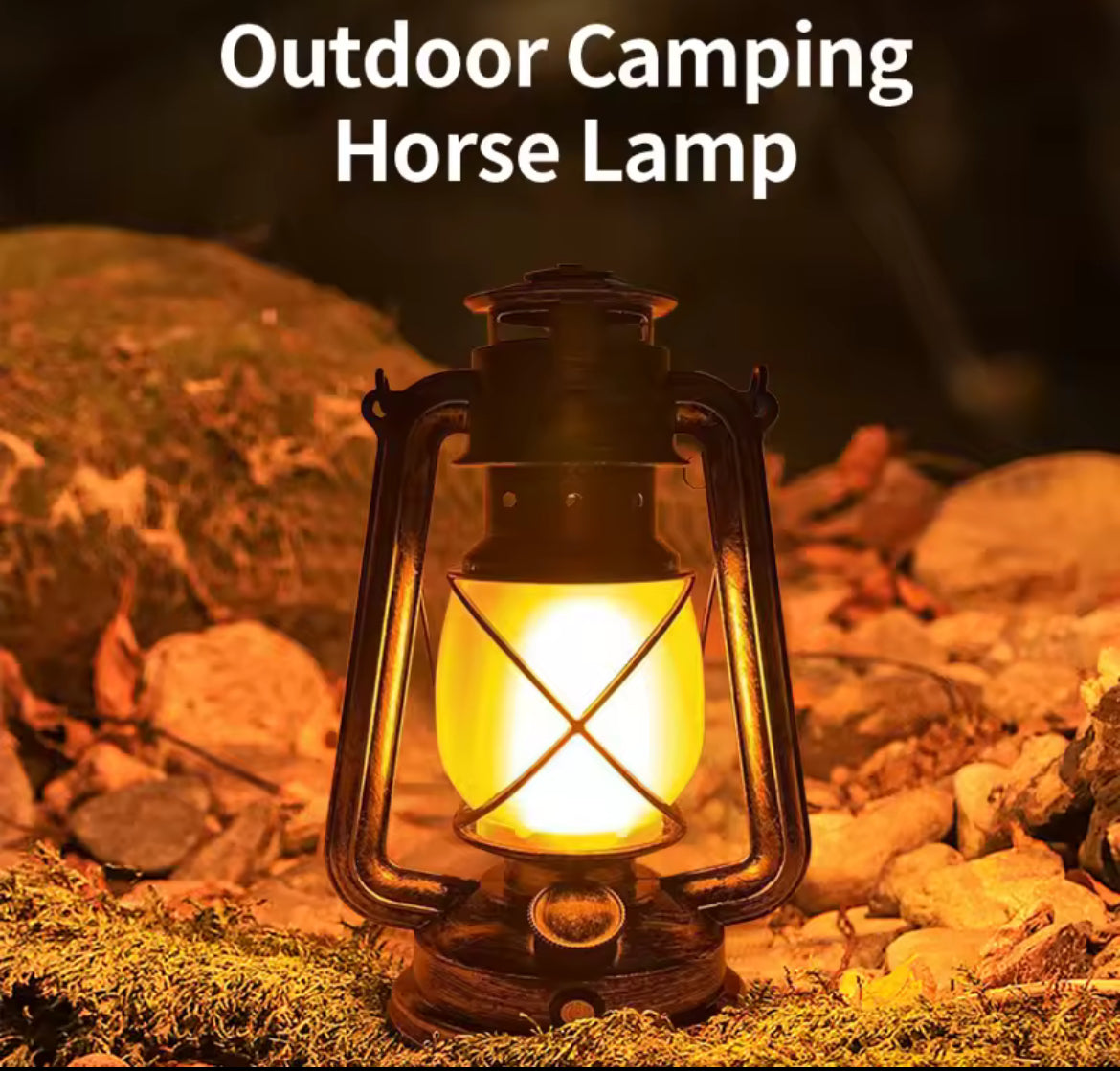 مصباح مخيم رجعي قابل للشحن – Lampe rétro de camping rechargeable – Retro Camping Rechargeable Lamp