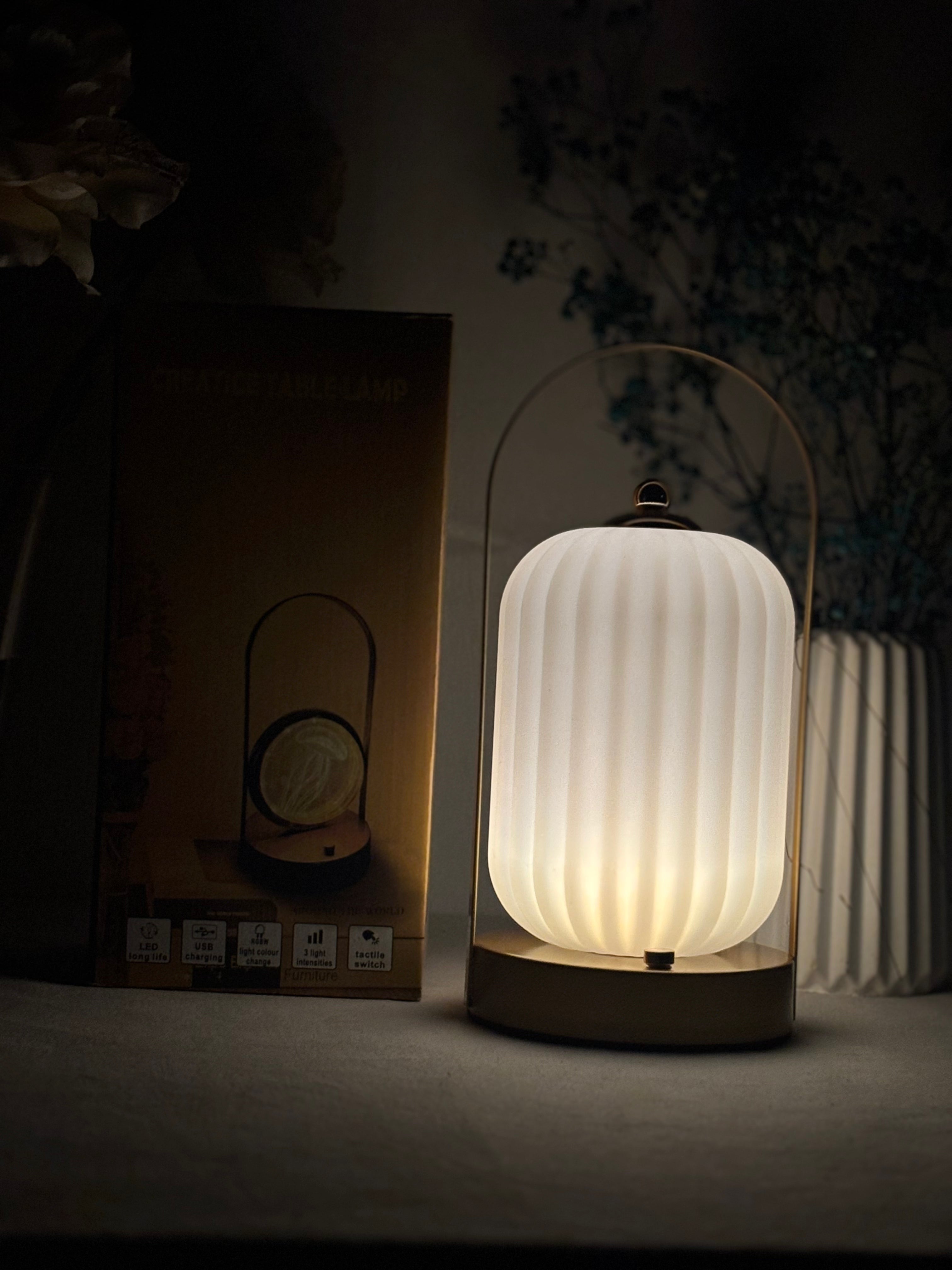 🌙 Veilleuse Tactile Minimaliste – إضاءة أنيقة ومريحة في كل مكان